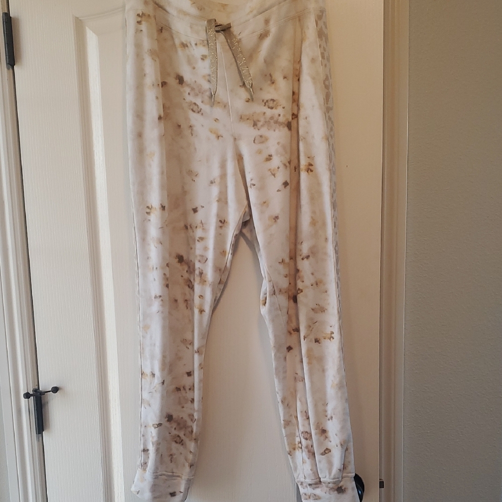 Johnny Was Calmé Tie-Dye Apparel